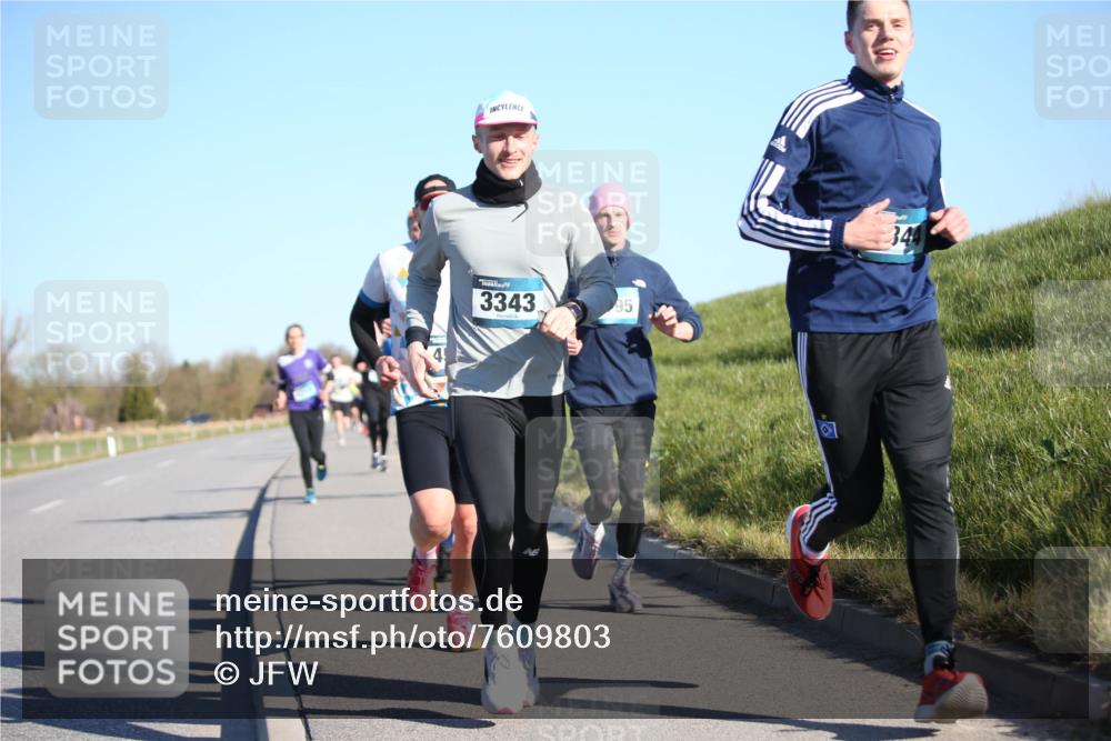 06.04.2025 - 44. Internationalen Wilhelmsburger Insellauf Jannik Wohlers http://msf.ph/oto/7609803 06.04.2025 09:24:11 Laufen 3343, 95, 344 meine-sportfotos.de