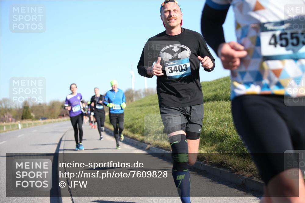 06.04.2025 - 44. Internationalen Wilhelmsburger Insellauf Jannik Wohlers http://msf.ph/oto/7609828 06.04.2025 09:24:13 Laufen 3403, 4553 meine-sportfotos.de