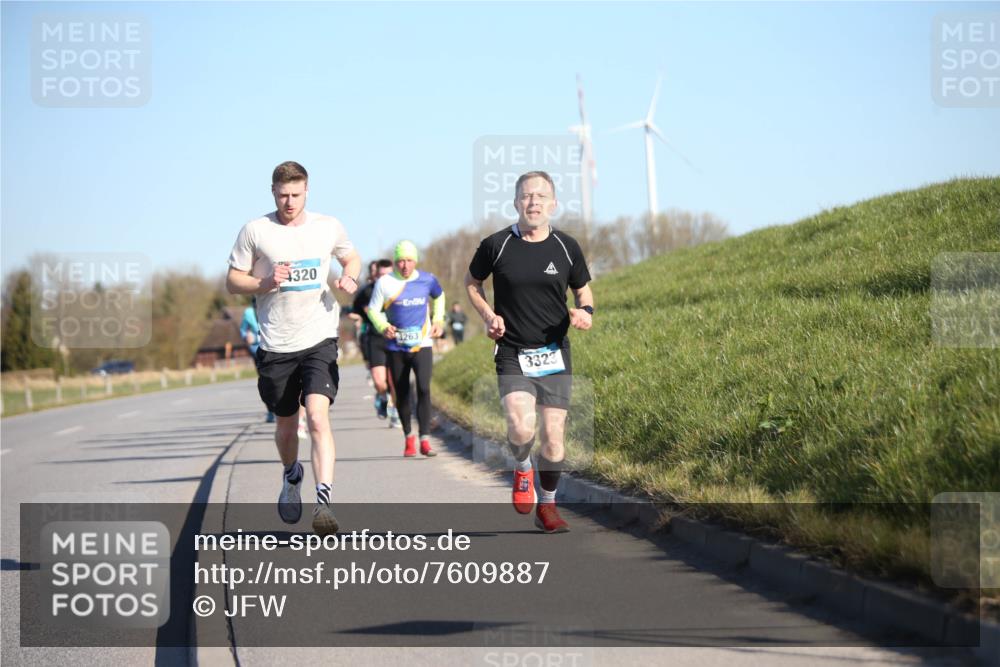 06.04.2025 - 44. Internationalen Wilhelmsburger Insellauf Jannik Wohlers http://msf.ph/oto/7609887 06.04.2025 09:24:19 Laufen 4320, 3263, 3323 meine-sportfotos.de