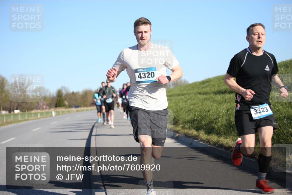 06.04.2025 - 44. Internationalen Wilhelmsburger Insellauf Jannik Wohlers http://msf.ph/oto/7609920 06.04.2025 09:24:21 Laufen 4320, 3323 meine-sportfotos.de