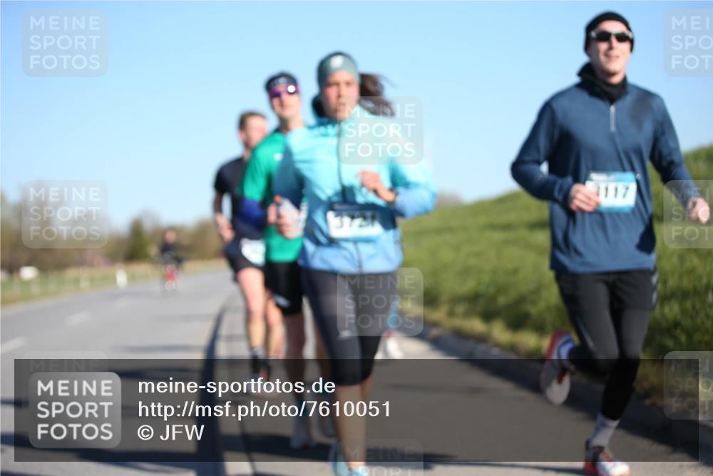 06.04.2025 - 44. Internationalen Wilhelmsburger Insellauf Jannik Wohlers http://msf.ph/oto/7610051 06.04.2025 09:24:28 Laufen 3721, 3117 meine-sportfotos.de