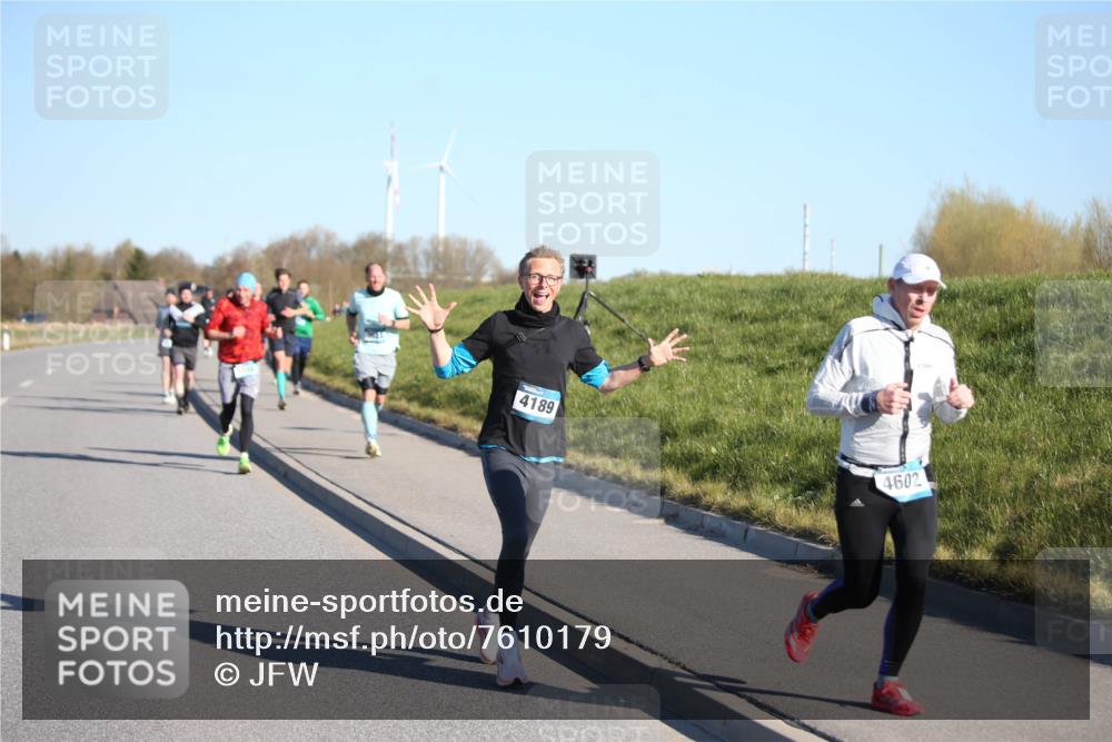 06.04.2025 - 44. Internationalen Wilhelmsburger Insellauf Jannik Wohlers http://msf.ph/oto/7610179 06.04.2025 09:25:31 Laufen 4189, 4602 meine-sportfotos.de