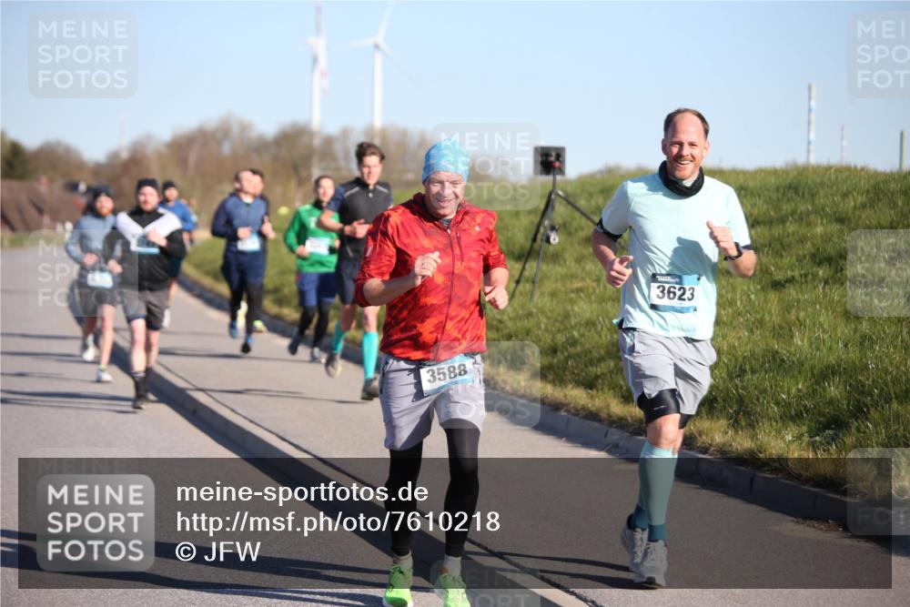 06.04.2025 - 44. Internationalen Wilhelmsburger Insellauf Jannik Wohlers http://msf.ph/oto/7610218 06.04.2025 09:25:35 Laufen 3588, 3623 meine-sportfotos.de