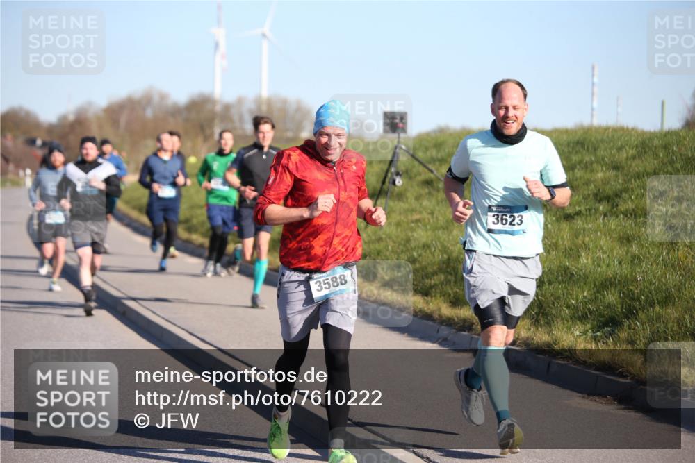 06.04.2025 - 44. Internationalen Wilhelmsburger Insellauf Jannik Wohlers http://msf.ph/oto/7610222 06.04.2025 09:25:35 Laufen 3588, 3623 meine-sportfotos.de