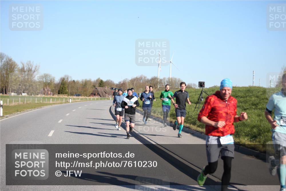 06.04.2025 - 44. Internationalen Wilhelmsburger Insellauf Jannik Wohlers http://msf.ph/oto/7610230 06.04.2025 09:25:36 Laufen 3747, 3174, 3267, 3588 meine-sportfotos.de