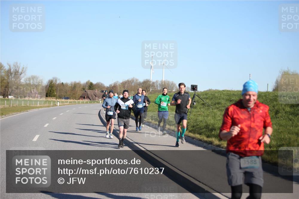 06.04.2025 - 44. Internationalen Wilhelmsburger Insellauf Jannik Wohlers http://msf.ph/oto/7610237 06.04.2025 09:25:36 Laufen 4271, 3747, 3174, 5267, 3588 meine-sportfotos.de