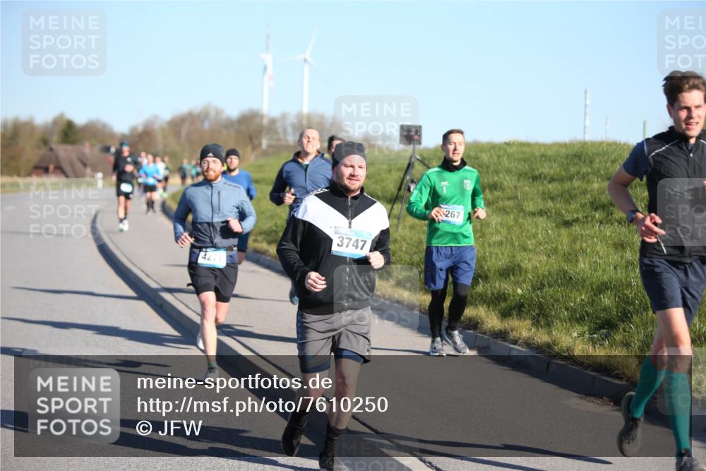 06.04.2025 - 44. Internationalen Wilhelmsburger Insellauf Jannik Wohlers http://msf.ph/oto/7610250 06.04.2025 09:25:38 Laufen 4271, 3747, 267 meine-sportfotos.de