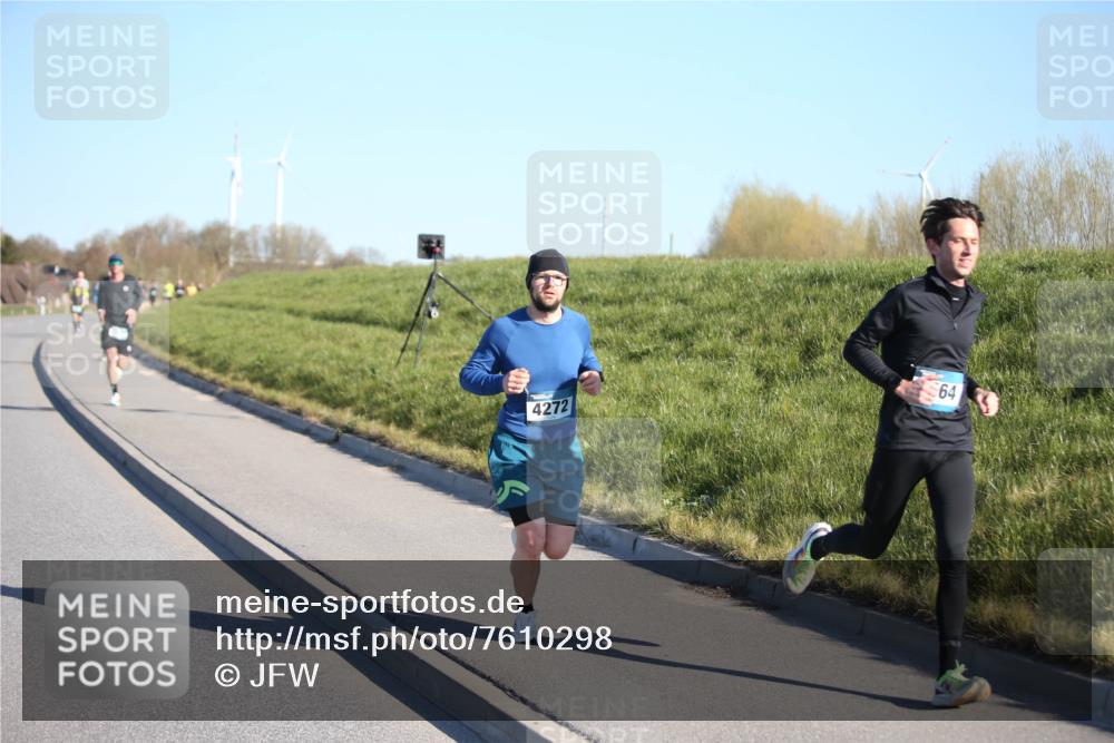 06.04.2025 - 44. Internationalen Wilhelmsburger Insellauf Jannik Wohlers http://msf.ph/oto/7610298 06.04.2025 09:25:41 Laufen 4272, 64 meine-sportfotos.de