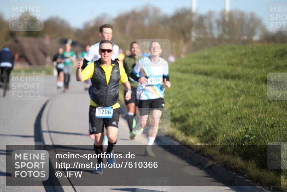 06.04.2025 - 44. Internationalen Wilhelmsburger Insellauf Jannik Wohlers http://msf.ph/oto/7610366 06.04.2025 09:25:52 Laufen 5206, 4559 meine-sportfotos.de