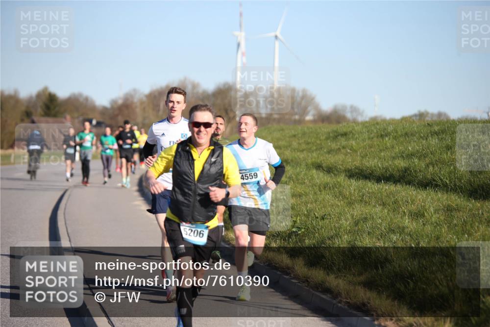 06.04.2025 - 44. Internationalen Wilhelmsburger Insellauf Jannik Wohlers http://msf.ph/oto/7610390 06.04.2025 09:25:53 Laufen 2023, 5206, 4559 meine-sportfotos.de