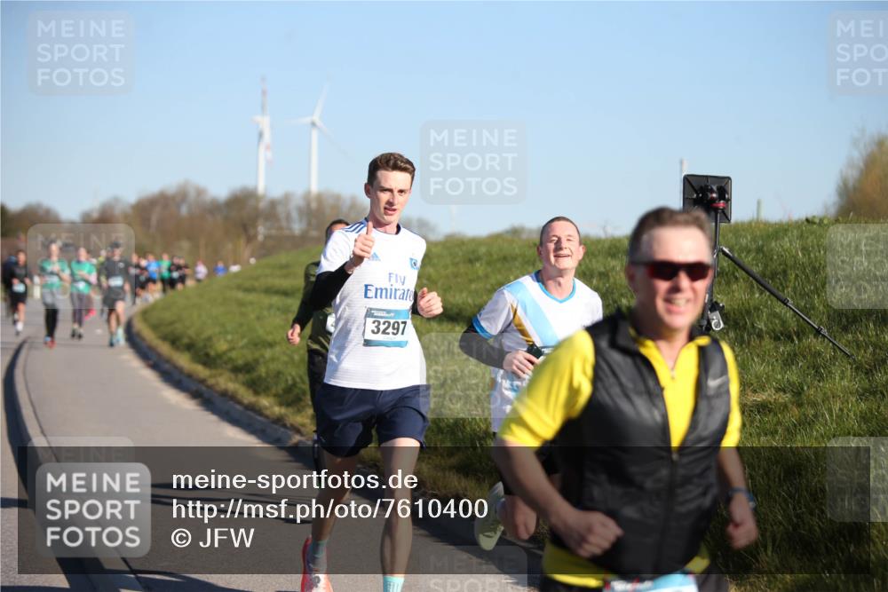 06.04.2025 - 44. Internationalen Wilhelmsburger Insellauf Jannik Wohlers http://msf.ph/oto/7610400 06.04.2025 09:25:55 Laufen 3297, 9 meine-sportfotos.de