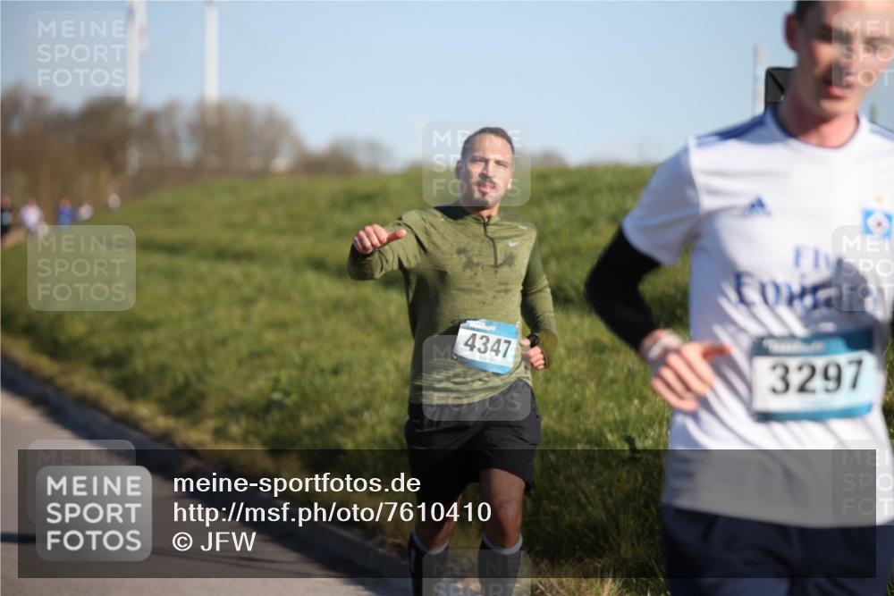 06.04.2025 - 44. Internationalen Wilhelmsburger Insellauf Jannik Wohlers http://msf.ph/oto/7610410 06.04.2025 09:25:56 Laufen 4347, 3297 meine-sportfotos.de