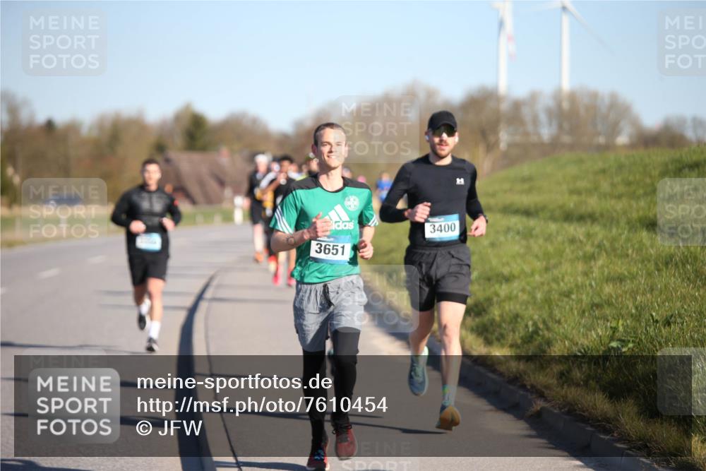 06.04.2025 - 44. Internationalen Wilhelmsburger Insellauf Jannik Wohlers http://msf.ph/oto/7610454 06.04.2025 09:26:02 Laufen 3400, 3651 meine-sportfotos.de