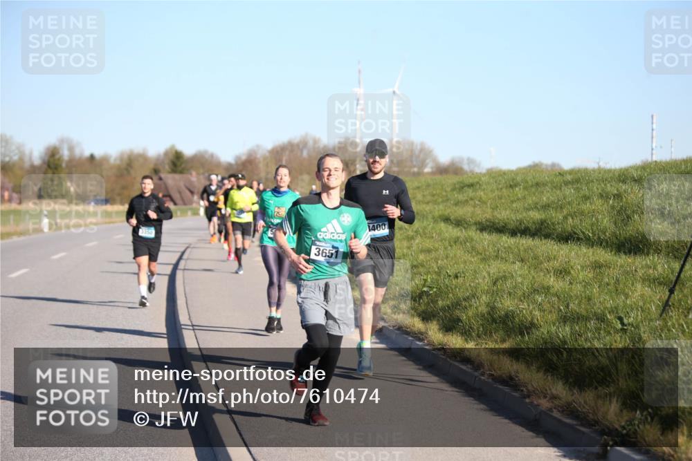 06.04.2025 - 44. Internationalen Wilhelmsburger Insellauf Jannik Wohlers http://msf.ph/oto/7610474 06.04.2025 09:26:03 Laufen 1, 400, 3350, 3651 meine-sportfotos.de