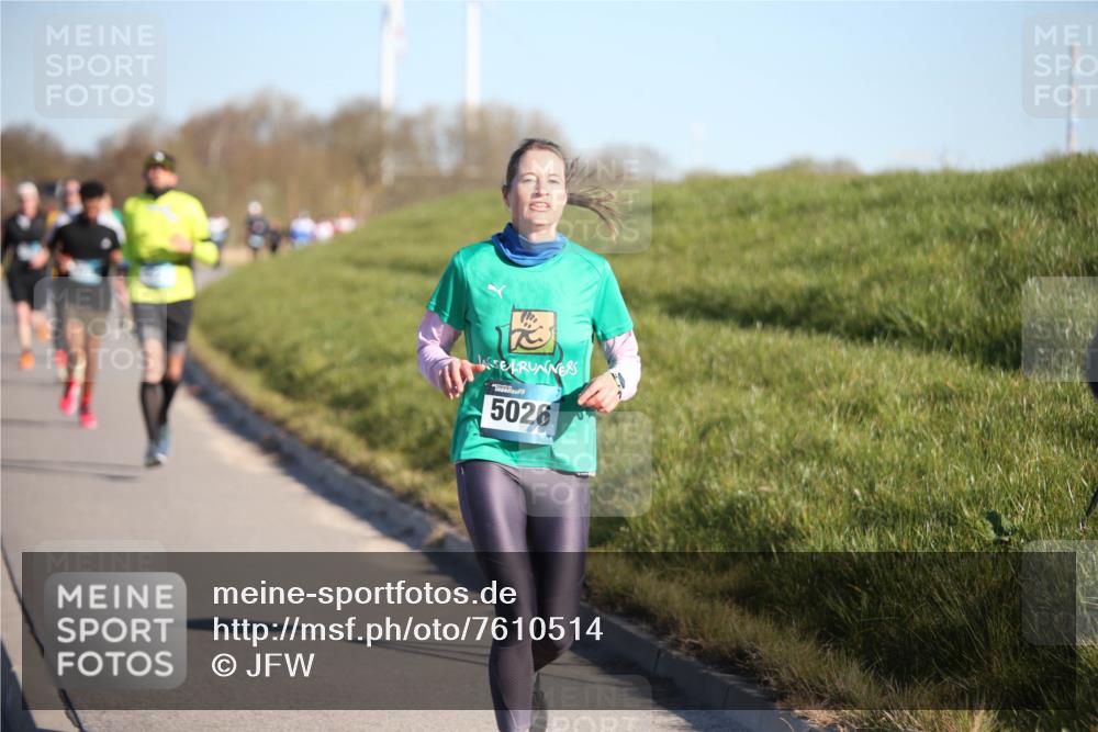 06.04.2025 - 44. Internationalen Wilhelmsburger Insellauf Jannik Wohlers http://msf.ph/oto/7610514 06.04.2025 09:26:05 Laufen 5026 meine-sportfotos.de
