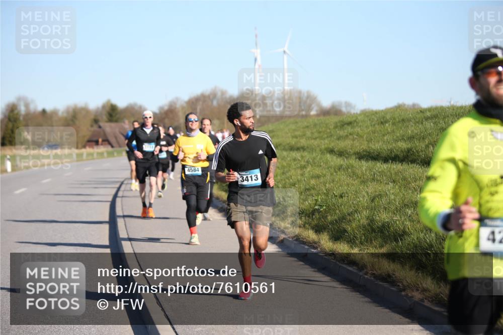 06.04.2025 - 44. Internationalen Wilhelmsburger Insellauf Jannik Wohlers http://msf.ph/oto/7610561 06.04.2025 09:26:10 Laufen 4584, 3413, 42 meine-sportfotos.de