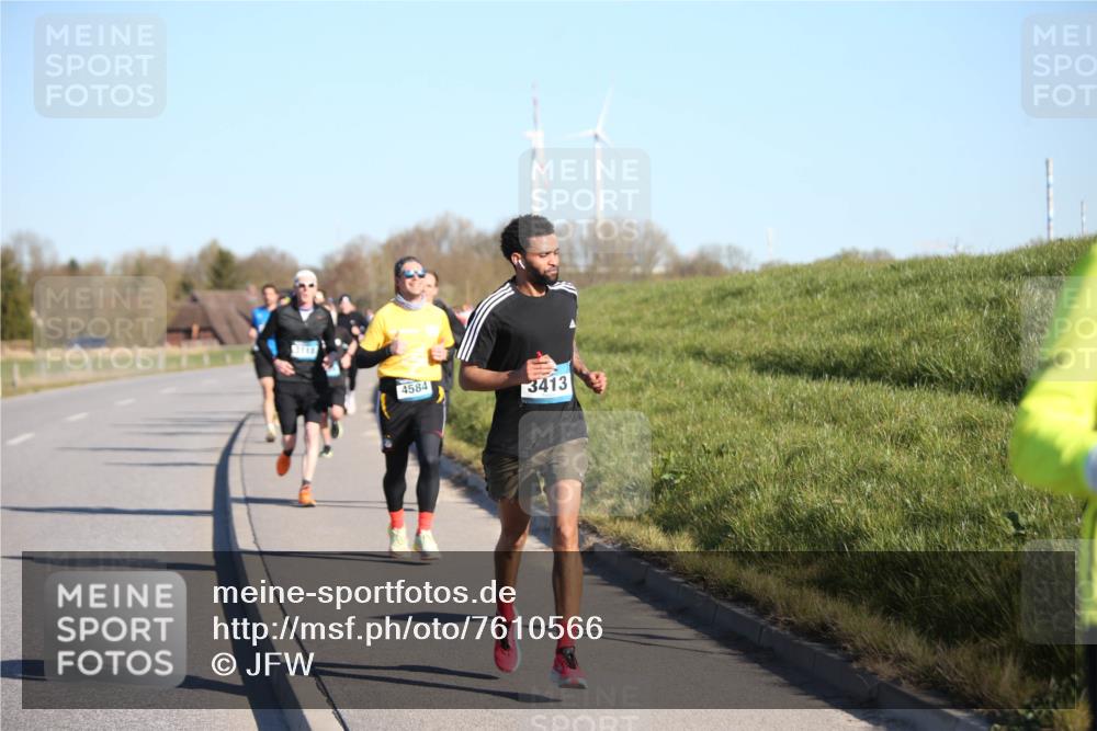 06.04.2025 - 44. Internationalen Wilhelmsburger Insellauf Jannik Wohlers http://msf.ph/oto/7610566 06.04.2025 09:26:11 Laufen 4584, 3413 meine-sportfotos.de