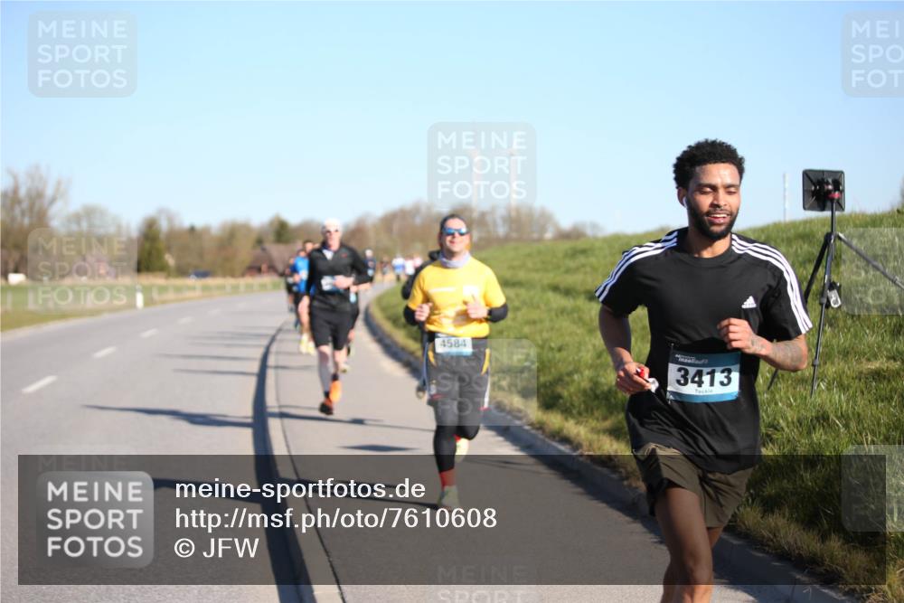 06.04.2025 - 44. Internationalen Wilhelmsburger Insellauf Jannik Wohlers http://msf.ph/oto/7610608 06.04.2025 09:26:12 Laufen 4584, 3413 meine-sportfotos.de
