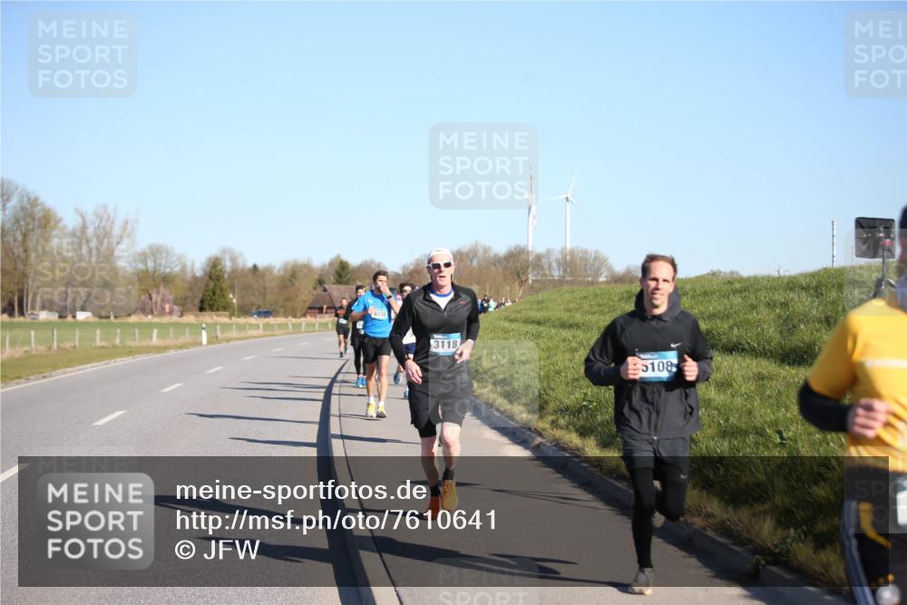 06.04.2025 - 44. Internationalen Wilhelmsburger Insellauf Jannik Wohlers http://msf.ph/oto/7610641 06.04.2025 09:26:14 Laufen 4030, 3118, 5108 meine-sportfotos.de