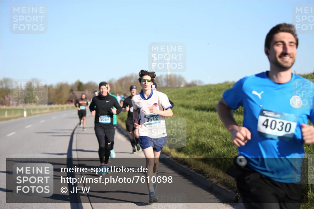 06.04.2025 - 44. Internationalen Wilhelmsburger Insellauf Jannik Wohlers http://msf.ph/oto/7610698 06.04.2025 09:26:19 Laufen 5084, 3512, 4030 meine-sportfotos.de