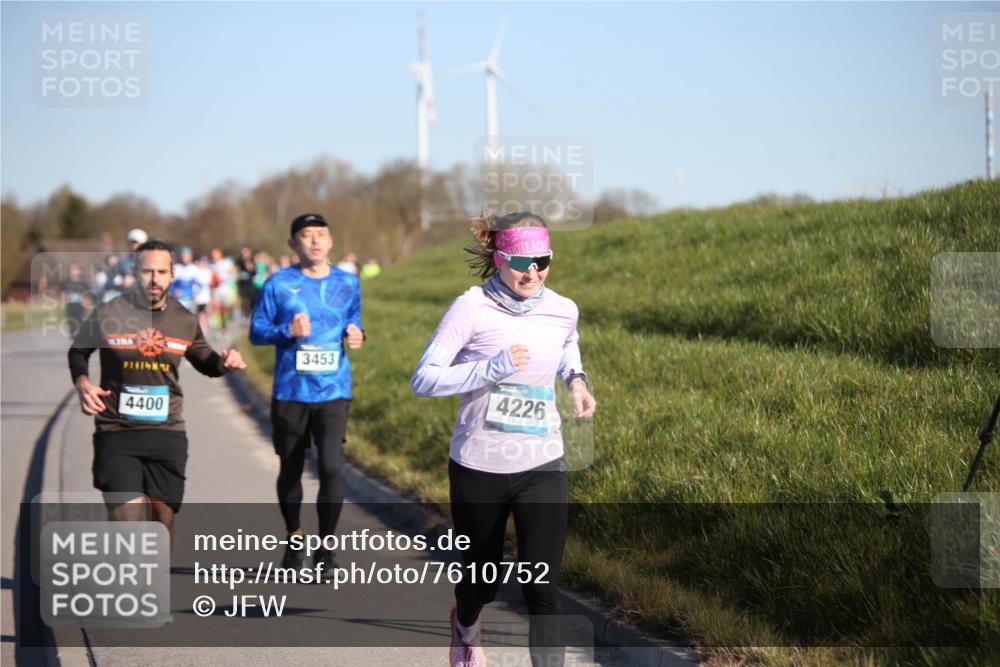 06.04.2025 - 44. Internationalen Wilhelmsburger Insellauf Jannik Wohlers http://msf.ph/oto/7610752 06.04.2025 09:26:24 Laufen 4400, 3453, 4226 meine-sportfotos.de