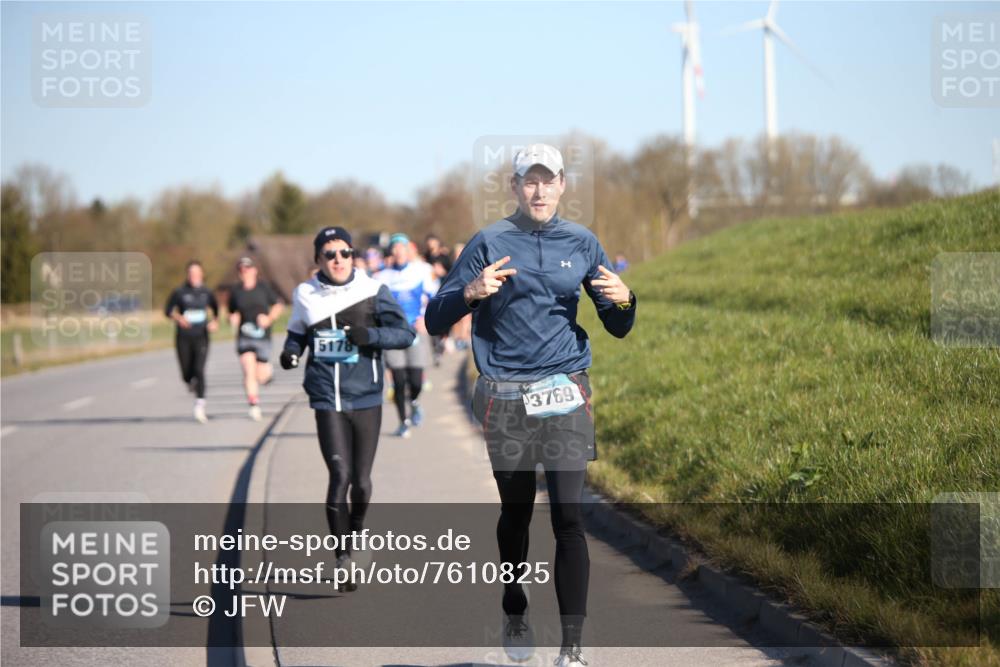 06.04.2025 - 44. Internationalen Wilhelmsburger Insellauf Jannik Wohlers http://msf.ph/oto/7610825 06.04.2025 09:26:31 Laufen 3769 meine-sportfotos.de
