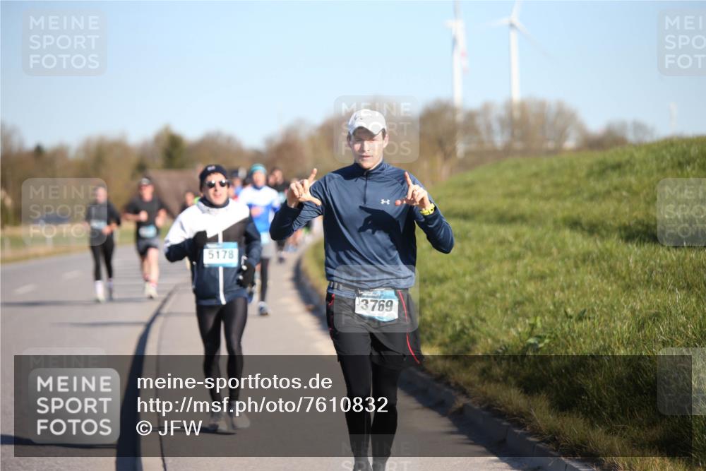 06.04.2025 - 44. Internationalen Wilhelmsburger Insellauf Jannik Wohlers http://msf.ph/oto/7610832 06.04.2025 09:26:31 Laufen 5178, 3769 meine-sportfotos.de