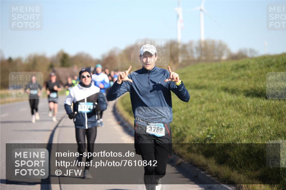 06.04.2025 - 44. Internationalen Wilhelmsburger Insellauf Jannik Wohlers http://msf.ph/oto/7610842 06.04.2025 09:26:31 Laufen 5178, 3769 meine-sportfotos.de