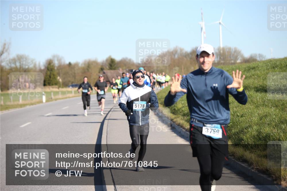 06.04.2025 - 44. Internationalen Wilhelmsburger Insellauf Jannik Wohlers http://msf.ph/oto/7610845 06.04.2025 09:26:32 Laufen 5178, 3769 meine-sportfotos.de