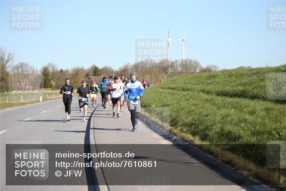 06.04.2025 - 44. Internationalen Wilhelmsburger Insellauf Jannik Wohlers http://msf.ph/oto/7610861 06.04.2025 09:26:34 Laufen 4283, 4449, 3095 meine-sportfotos.de