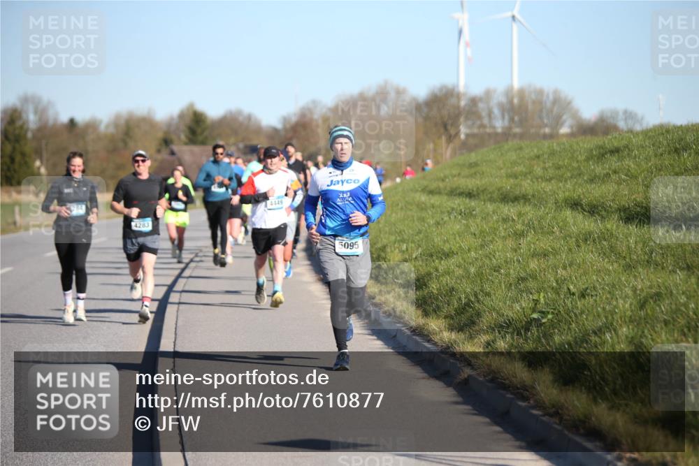 06.04.2025 - 44. Internationalen Wilhelmsburger Insellauf Jannik Wohlers http://msf.ph/oto/7610877 06.04.2025 09:26:35 Laufen 4283, 4449, 5095 meine-sportfotos.de