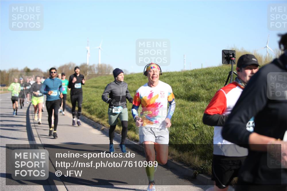 06.04.2025 - 44. Internationalen Wilhelmsburger Insellauf Jannik Wohlers http://msf.ph/oto/7610989 06.04.2025 09:26:42 Laufen 504, 5098, 3832, 44 meine-sportfotos.de
