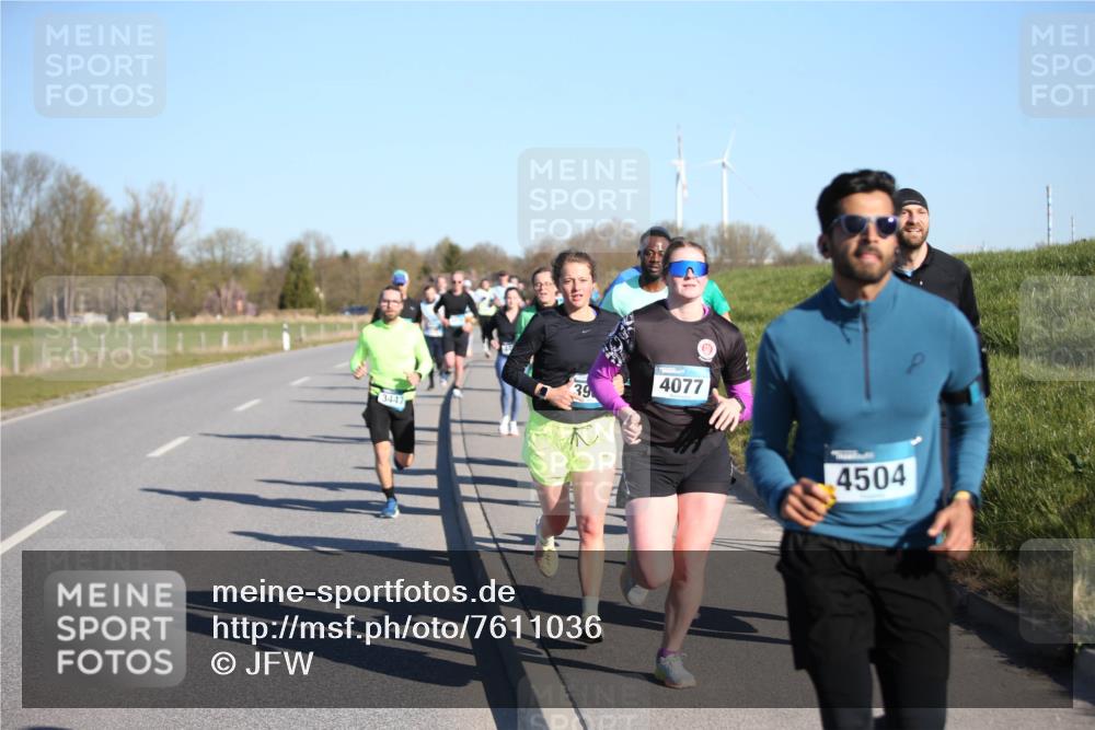 06.04.2025 - 44. Internationalen Wilhelmsburger Insellauf Jannik Wohlers http://msf.ph/oto/7611036 06.04.2025 09:26:45 Laufen 3447, 39, 4077, 4504 meine-sportfotos.de