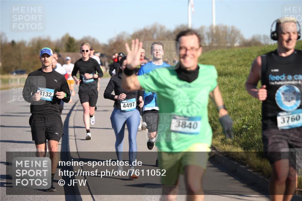 06.04.2025 - 44. Internationalen Wilhelmsburger Insellauf Jannik Wohlers http://msf.ph/oto/7611052 06.04.2025 09:26:47 Laufen 3132, 4497, 3840, 3760 meine-sportfotos.de
