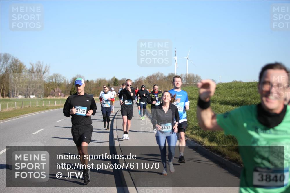 06.04.2025 - 44. Internationalen Wilhelmsburger Insellauf Jannik Wohlers http://msf.ph/oto/7611070 06.04.2025 09:26:48 Laufen 3132, 4556, 4216, 5130, 29, 4497, 3840 meine-sportfotos.de