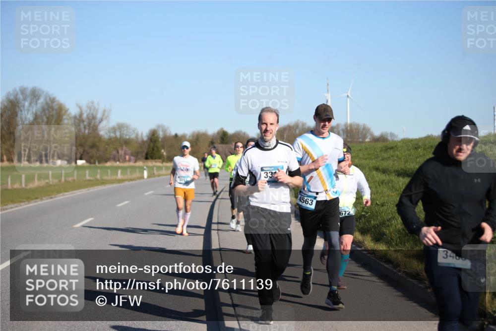 06.04.2025 - 44. Internationalen Wilhelmsburger Insellauf Jannik Wohlers http://msf.ph/oto/7611139 06.04.2025 09:26:55 Laufen 33, 4563, 672, 3400 meine-sportfotos.de