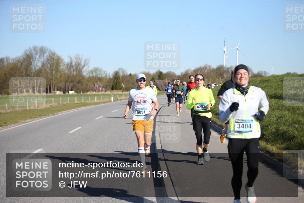 06.04.2025 - 44. Internationalen Wilhelmsburger Insellauf Jannik Wohlers http://msf.ph/oto/7611156 06.04.2025 09:26:57 Laufen 5051, 4253, 3404 meine-sportfotos.de