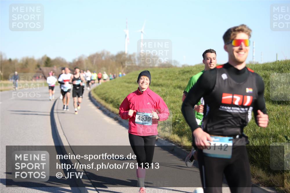 06.04.2025 - 44. Internationalen Wilhelmsburger Insellauf Jannik Wohlers http://msf.ph/oto/7611313 06.04.2025 09:27:11 Laufen 4530, 3142 meine-sportfotos.de
