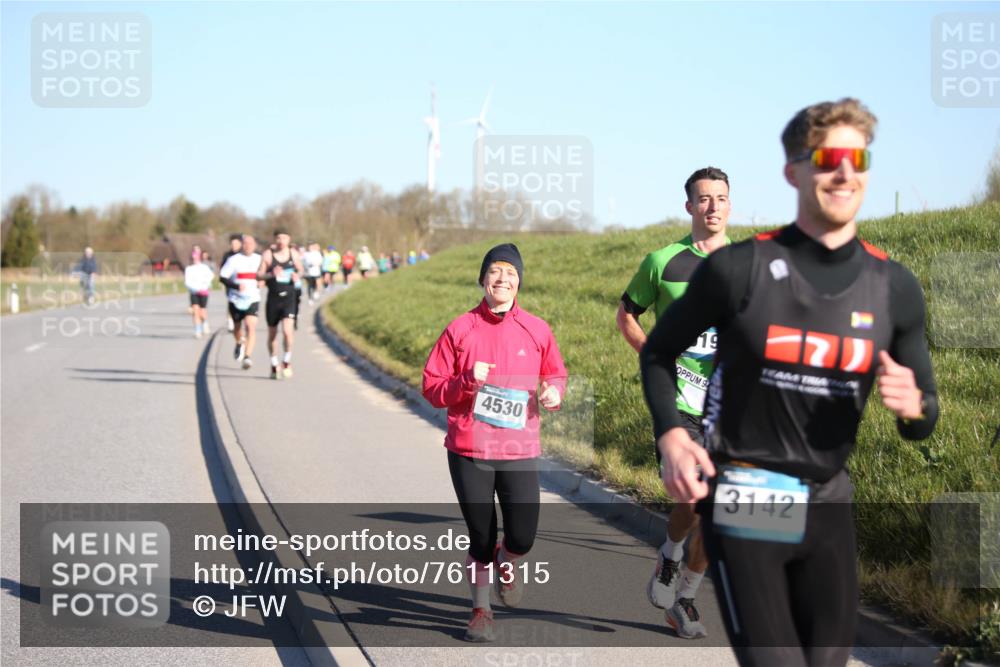 06.04.2025 - 44. Internationalen Wilhelmsburger Insellauf Jannik Wohlers http://msf.ph/oto/7611315 06.04.2025 09:27:11 Laufen 4530, 19, 9, 3142 meine-sportfotos.de