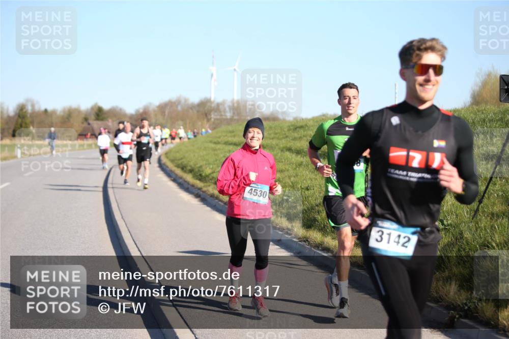 06.04.2025 - 44. Internationalen Wilhelmsburger Insellauf Jannik Wohlers http://msf.ph/oto/7611317 06.04.2025 09:27:11 Laufen 4530, 3142 meine-sportfotos.de