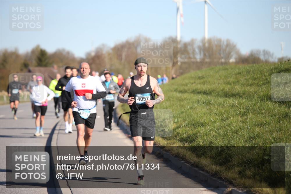 06.04.2025 - 44. Internationalen Wilhelmsburger Insellauf Jannik Wohlers http://msf.ph/oto/7611334 06.04.2025 09:27:13 Laufen 4233, 4057 meine-sportfotos.de