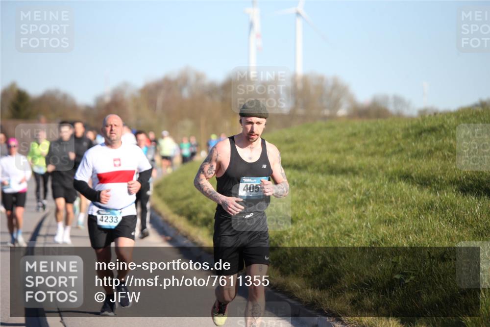 06.04.2025 - 44. Internationalen Wilhelmsburger Insellauf Jannik Wohlers http://msf.ph/oto/7611355 06.04.2025 09:27:14 Laufen 4233, 405 meine-sportfotos.de