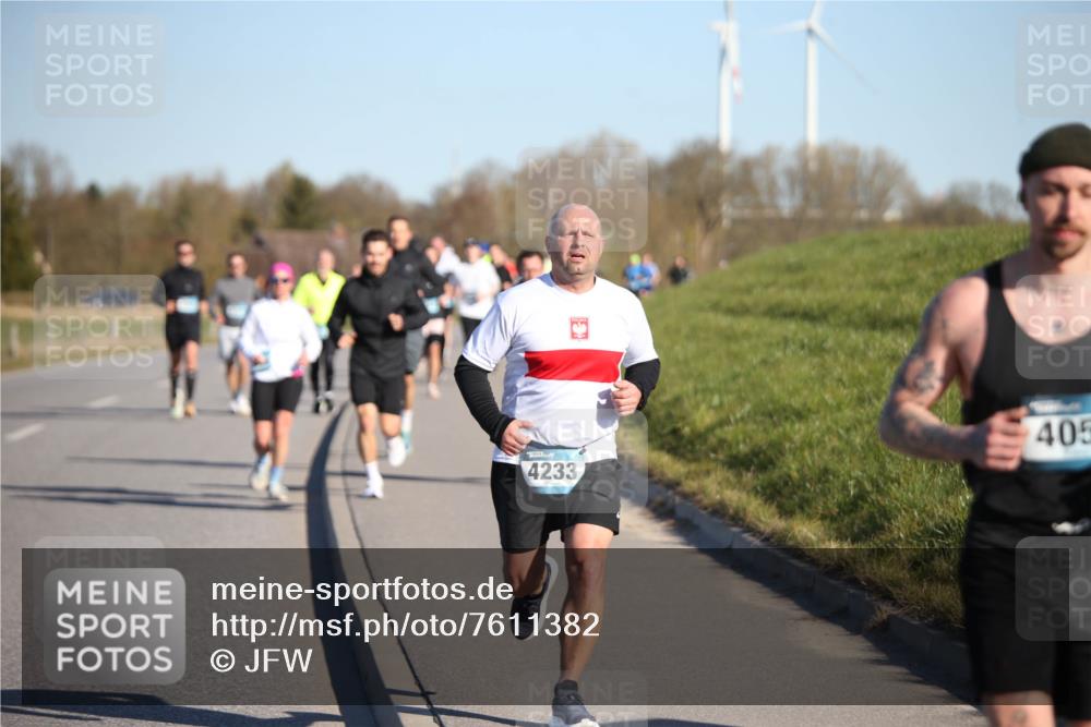 06.04.2025 - 44. Internationalen Wilhelmsburger Insellauf Jannik Wohlers http://msf.ph/oto/7611382 06.04.2025 09:27:16 Laufen 405, 4233 meine-sportfotos.de