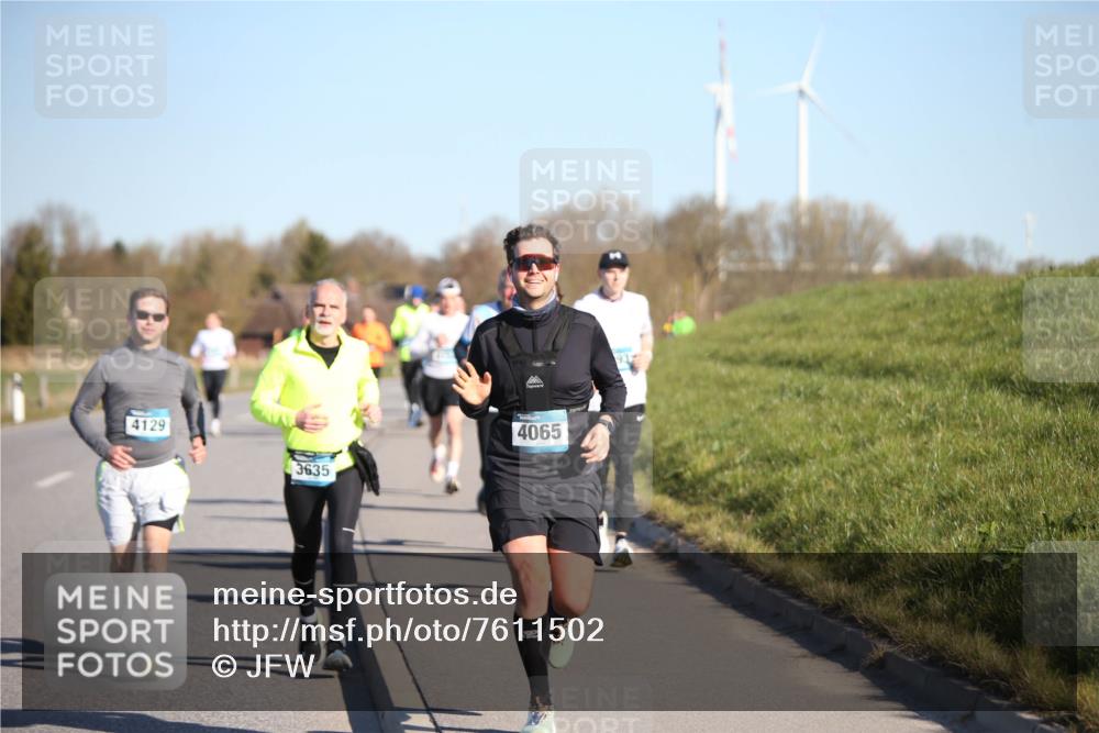 06.04.2025 - 44. Internationalen Wilhelmsburger Insellauf Jannik Wohlers http://msf.ph/oto/7611502 06.04.2025 09:27:24 Laufen 4129, 3635, 4065, 932 meine-sportfotos.de