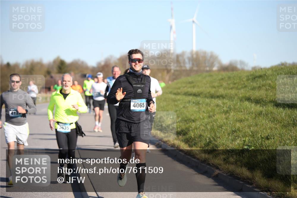 06.04.2025 - 44. Internationalen Wilhelmsburger Insellauf Jannik Wohlers http://msf.ph/oto/7611509 06.04.2025 09:27:24 Laufen 3635, 4065 meine-sportfotos.de