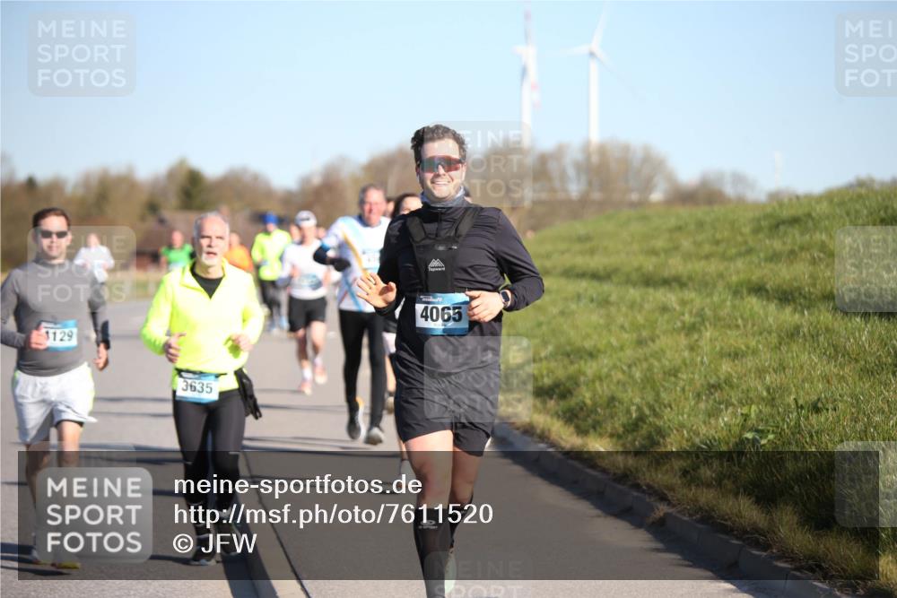 06.04.2025 - 44. Internationalen Wilhelmsburger Insellauf Jannik Wohlers http://msf.ph/oto/7611520 06.04.2025 09:27:25 Laufen 1129, 3635, 4065 meine-sportfotos.de