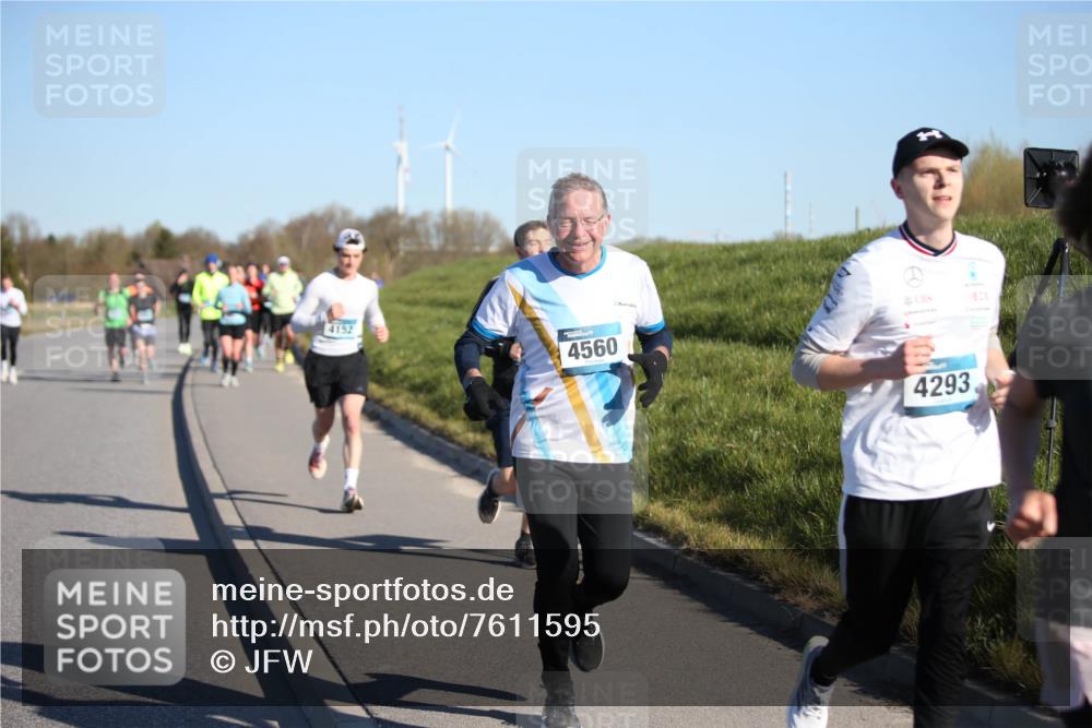 06.04.2025 - 44. Internationalen Wilhelmsburger Insellauf Jannik Wohlers http://msf.ph/oto/7611595 06.04.2025 09:27:29 Laufen 4152, 4560, 4293 meine-sportfotos.de
