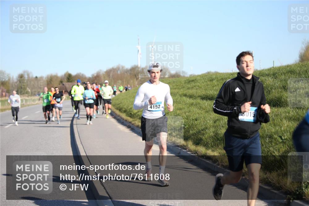 06.04.2025 - 44. Internationalen Wilhelmsburger Insellauf Jannik Wohlers http://msf.ph/oto/7611608 06.04.2025 09:27:31 Laufen 4152, 3015 meine-sportfotos.de