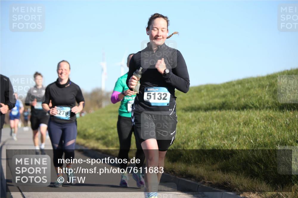 06.04.2025 - 44. Internationalen Wilhelmsburger Insellauf Jannik Wohlers http://msf.ph/oto/7611683 06.04.2025 09:27:41 Laufen 279, 5132 meine-sportfotos.de