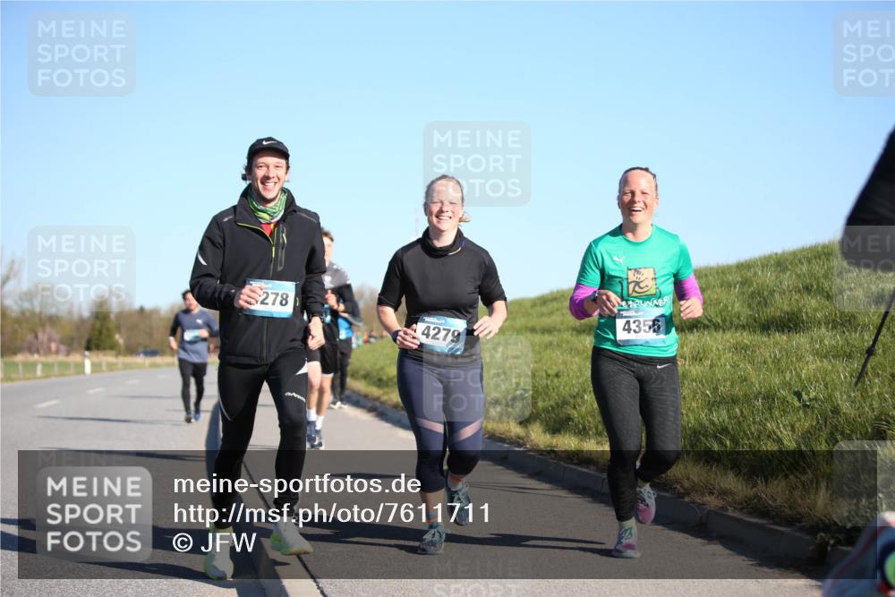 06.04.2025 - 44. Internationalen Wilhelmsburger Insellauf Jannik Wohlers http://msf.ph/oto/7611711 06.04.2025 09:27:42 Laufen 278, 4279, 4356 meine-sportfotos.de